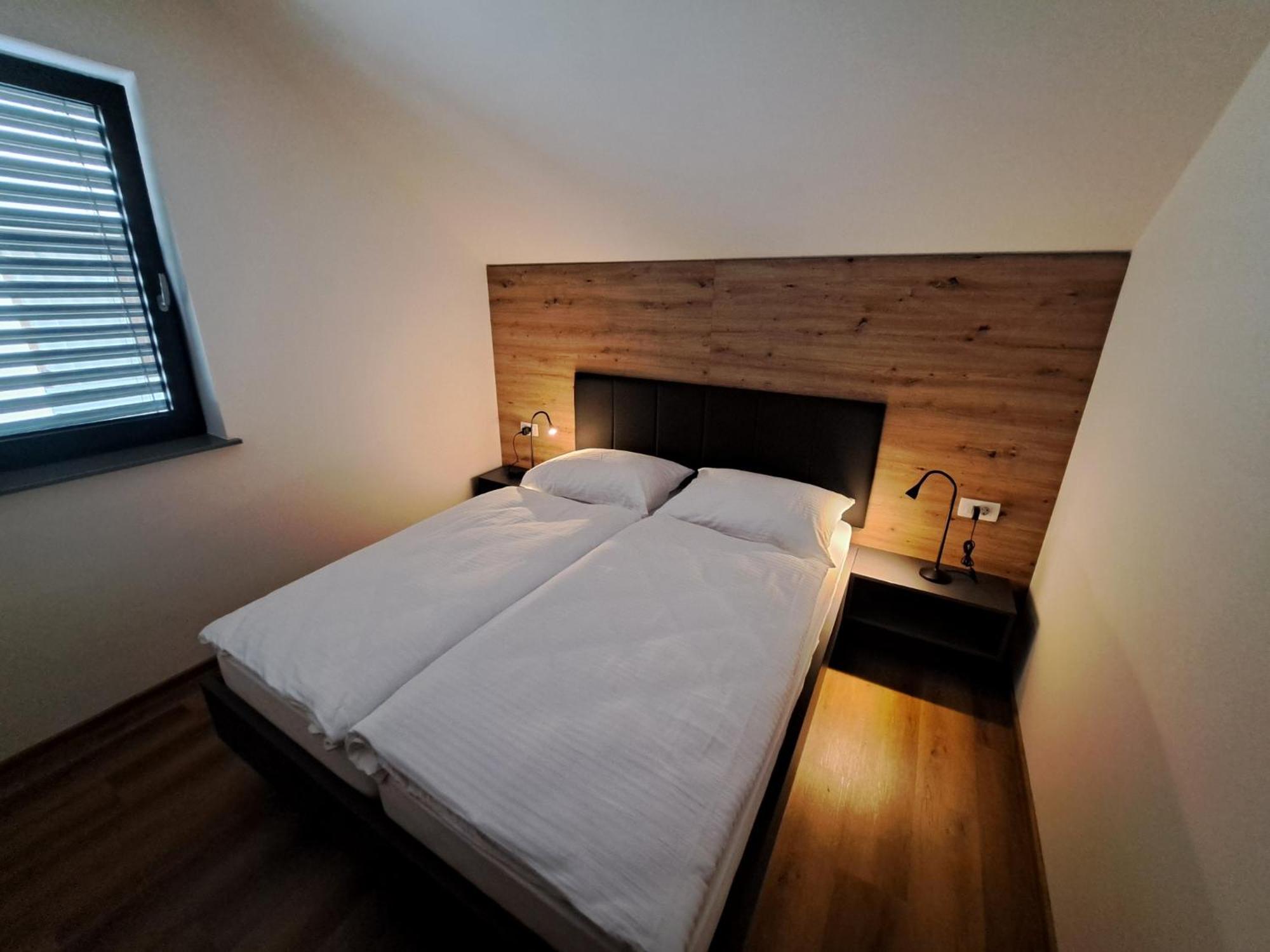S&B'S Retreat Lägenhet Godovic Exteriör bild